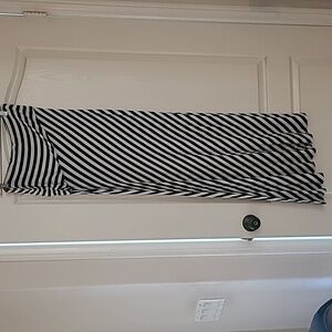 Bobeau tube top maxi dress black/white stripes